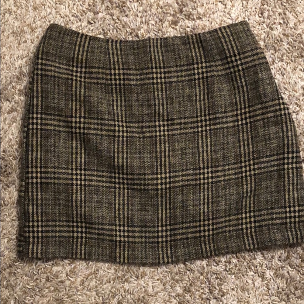 🌻 2/$12 Forever 21 Brown plaid mini skirt